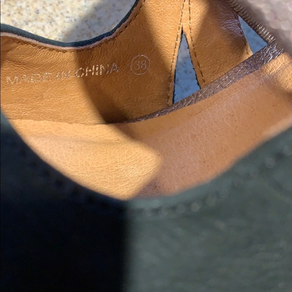 Aldo Suede and Wood Trim Wedges Size 8 - Picture 5 of 8